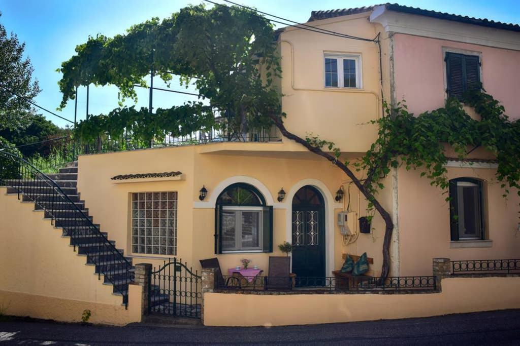 Nafsikas Apartment - Ipsos Beach 外观 照片